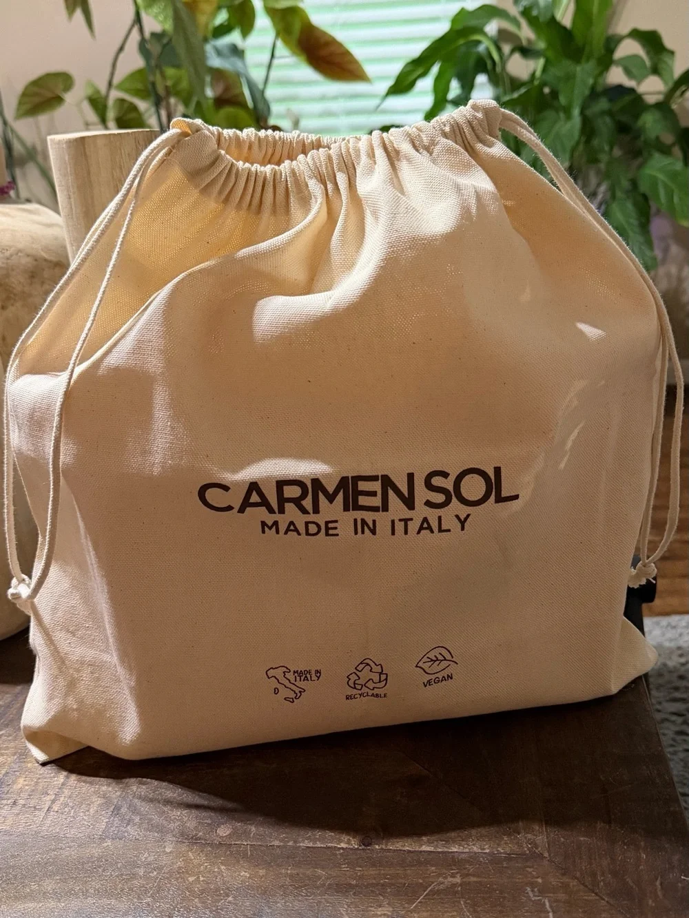 NWOT Carmen Sol Baby Pink Studded Jelly Tote Made in Italy Dust Bag